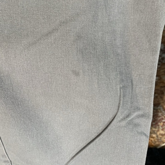 Men's Gray Goodfellow Hennepin Chino Labeled as 34 x 32 - Picture 3 of 11